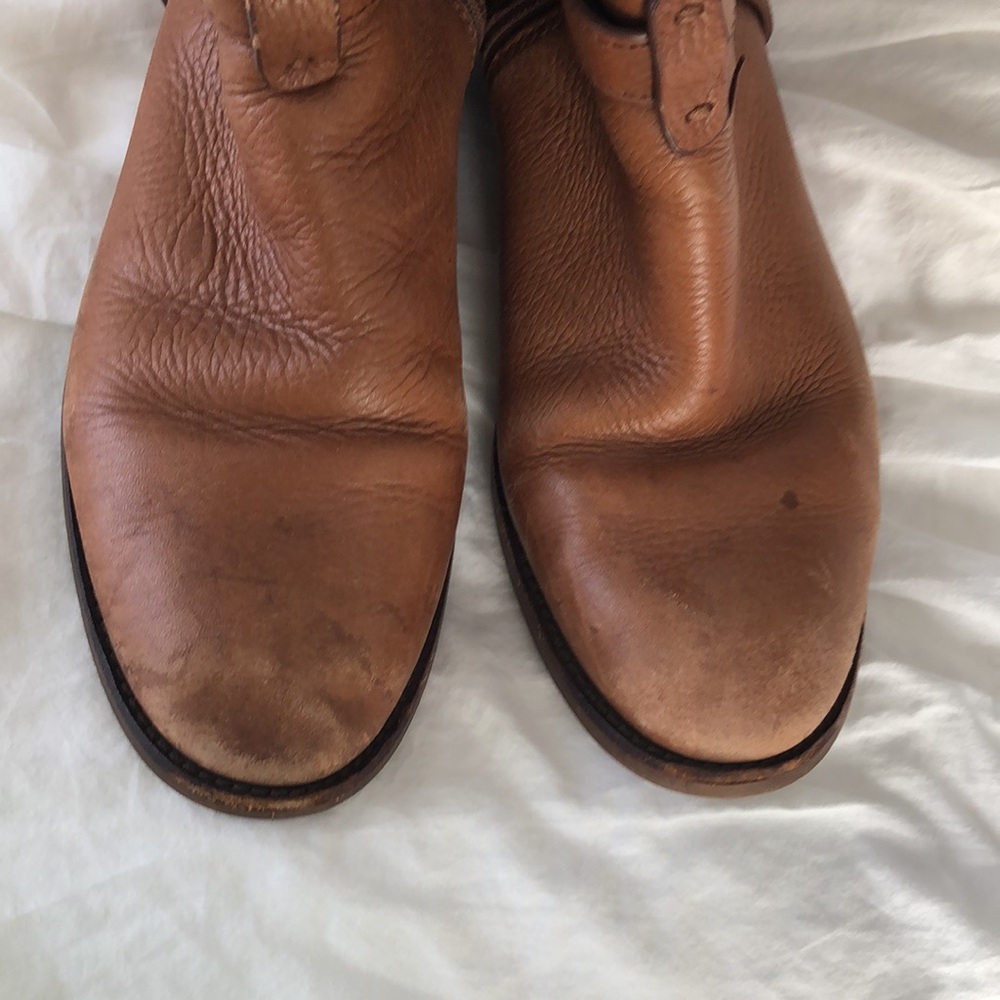 Tory Burch boots, size 7.5, soles have wear - Picture 2 of 7